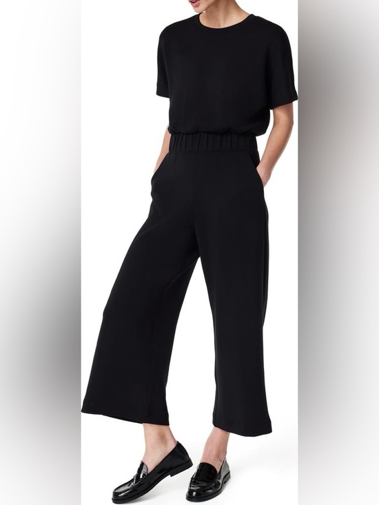 SPANX Pants - Women’s SPANX AirEssentials Short sleeve crop wide leg black jumpsuit- Sz Small